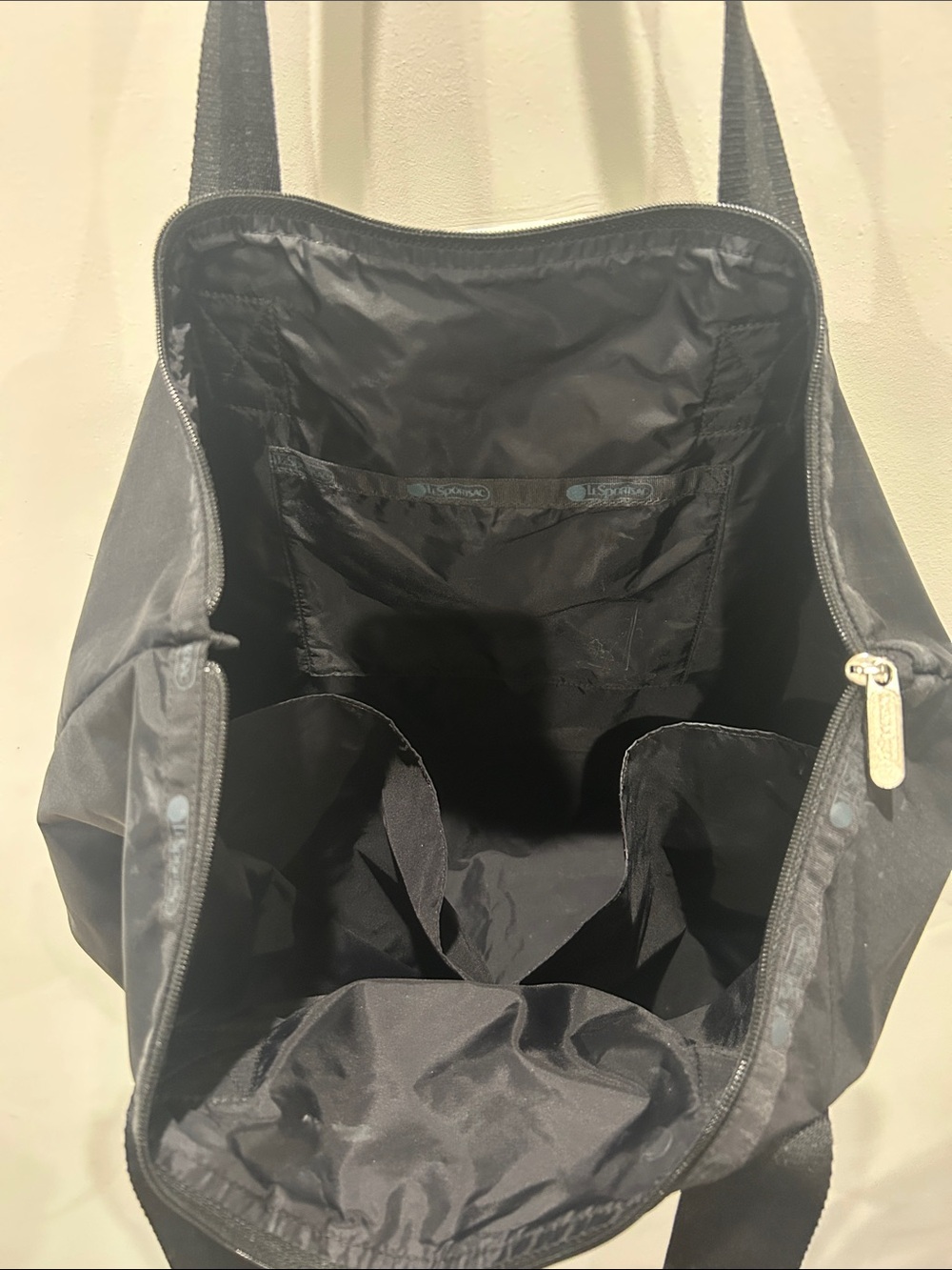 Like new Lesportsac Black Nylon Tote - Picture 5 of 7